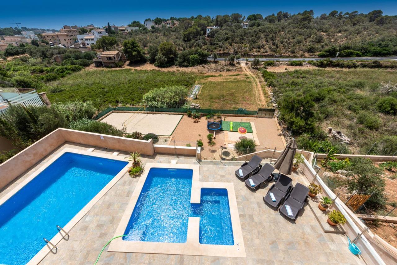 Castell Des Paradis Porto Petro  Exterior photo