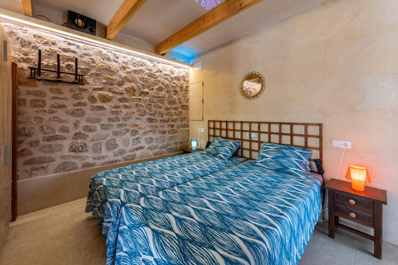 Castell Des Paradis Porto Petro  Exterior photo